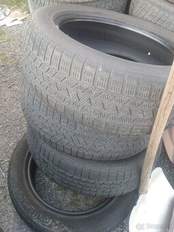Sada pneu 235/55 19 - 2