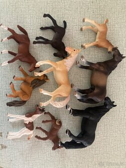 Sbírka koní Schleich kus 80-90 Kč - 2