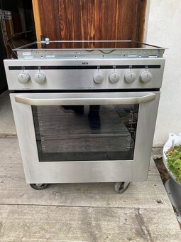 Vestavný sporák AEG - 2