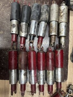 Predám zadní tlumiče na motocykle JAWA ČZ 125 175 250 350 - - 2