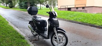 Aprilia Scarabeo 125 - 2