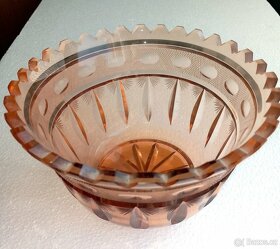 Broušená  mísa Art Deco z jantarového křišťálu - 2