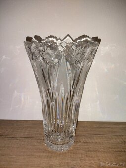 Broušená váza 23 cm - 2