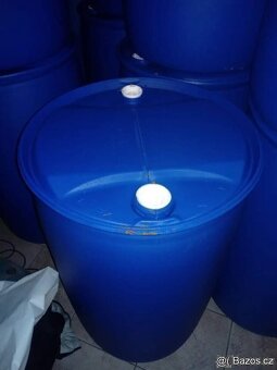 Plastové sudy 220l - 2