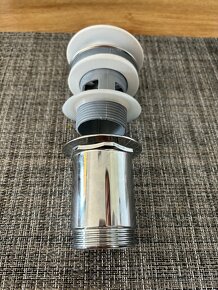 Umyvadlová výpusť - 2