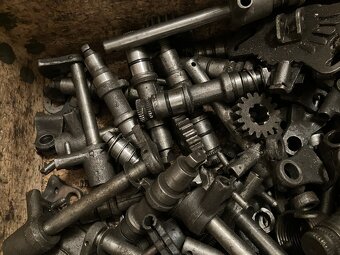 jawačz startovací hřídele - 2