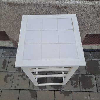 Stůl na kolečkách - 2