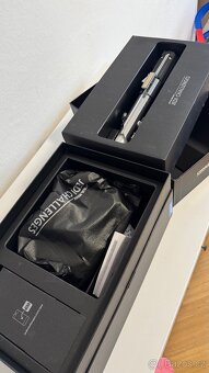 Lenovo Star Wars Jedi Challenges AR headset - 2