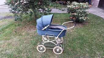 Retro kočárek Liberta. - 2