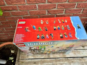 Lego 71799 Trhy v NINJAGO City 14+ 6163 dílů - 2