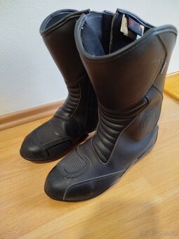 Motoboty - 2