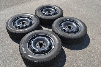 Skoro NOVÉ zimní kola Š.Rapid/Fabia 3/VW Polo-175/70R14 - 2