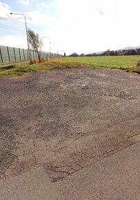 AUTOKEMP-STANOVIŠTĚ pro KARAVANING,Třinec-Nebory730m2 - 2