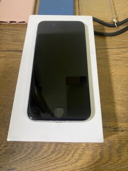 iPhone SE 2020 (256GB) - 2
