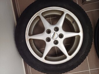 Prodám sadu zimních kolRenault - 2