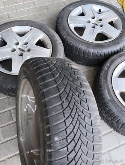 Ford Focus 4x plech + pneu 205 / 55 R16 zimní - 2
