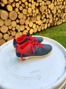 Dětské kopačky Kipsta vel.30 - 2