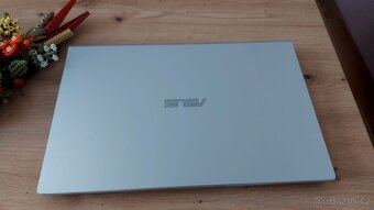 Notebook Asus, plně funkční 15,6' - 2