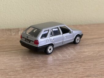 Kaden Škoda Felicia Combi stříbrná 1:43 - 2