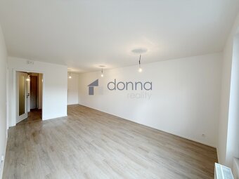 Pronájem bytu 2+kk/L, 54m², ul. Plzeňská, Praha 5 - Smíchov, - 2
