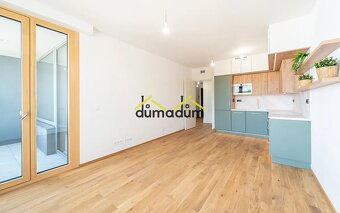 K pronájmu nový designový byt 2+kk v projektu Remízek Radlic - 2