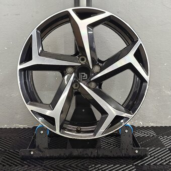 Alu sada VW Passat / Škoda Superb 18” - 2