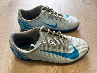 Sálovky Nike Mercurial Vapor 16 Club IC, vel. 40,5 - 2