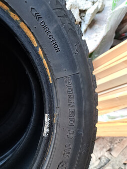 Zimní pneumatiky 205/60R16 - 2