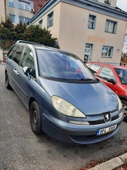 Prodám Peugeot 807 - náhradní ndíly - 2