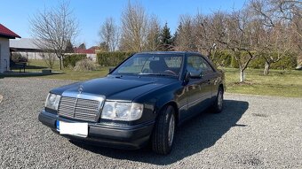 Mercedes-Benz 300 CE (1990) v perfektním stavu - 2