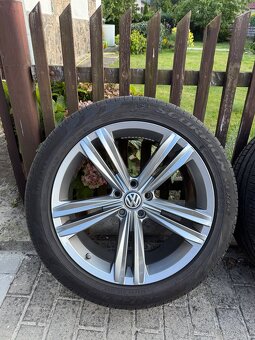 5x112 R19 VW Tiguan Rline Sebring 255/45/19 - 2