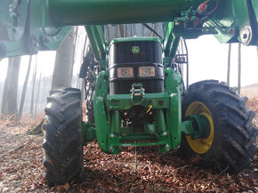 Přední tříbodový závěs na John Deere - 2