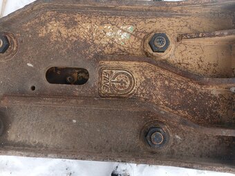 Hydraulické bourací kladivo - 2