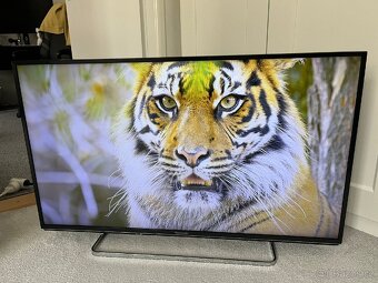 Smart TV Panasonic 40"(102cm) - 2