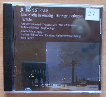 CD s převážně klasikou hudbou. - 2