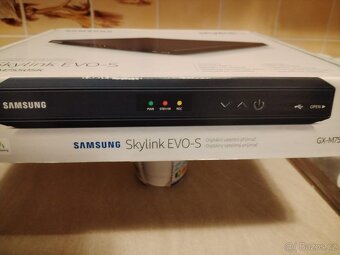 Satelitní přijímač SAMSUNG EVO-S - 2