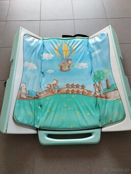 Cestovní přebalovací pult - 2