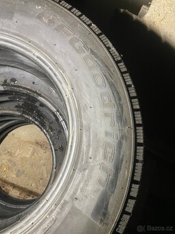 Zimni pneu 215/75 r16c - 2