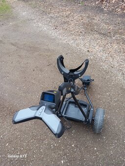 Golfový elektrický vozík - 2