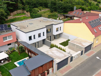 Prodej rodinného domu 4+kk, 137 m², dvougaráž, pozemek 376 m - 2