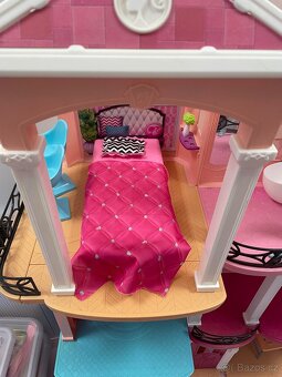 Barbie domeček, krásný - 2