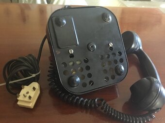 Retro telefon - 2
