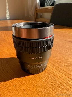 SAMYANG V-AF 45mm T1.9 pro Sony FE - 2