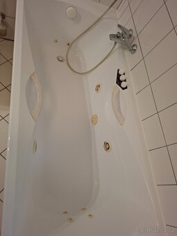 Prodám masážní vanu whirlpool Ravak - 2