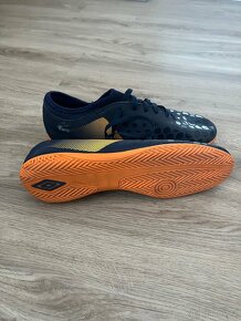 Prodám sálovky UMBRO vel. 46 - 2