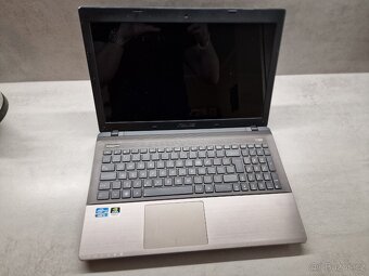 Notebook Asus K55-VM (Přehřívá se a vypne) - 2