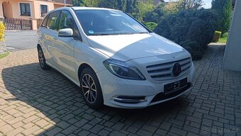 Mercedes-Benz třídy B 160CDI - 2