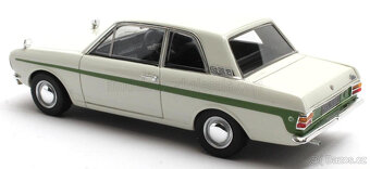 FORD  CORTINA  LOTUS  Mk II - 2