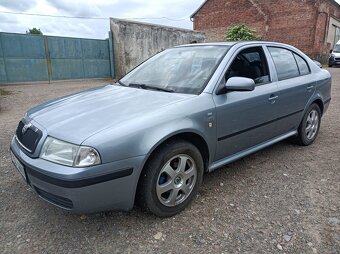 Škoda Octavia 1.6 benzin - 2