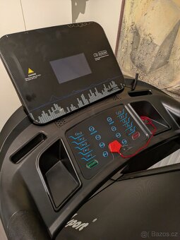 Běžecký pás Kubisport GB4500K - 2